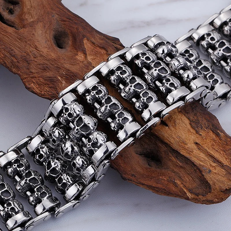 Vannamoda Multi Skull Stainless Steel Mens Bracelet