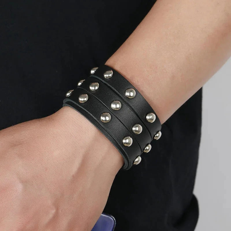 Handmade Multi-Layer Genuine Leather Fashion Bracelet for Unisex Punk Rivet Cowhide Bracelet