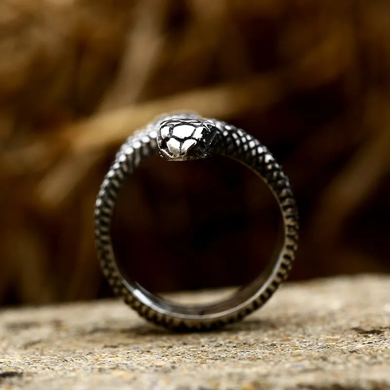 VENOMOUS COIL STAINLESS STEEL WRAP RING